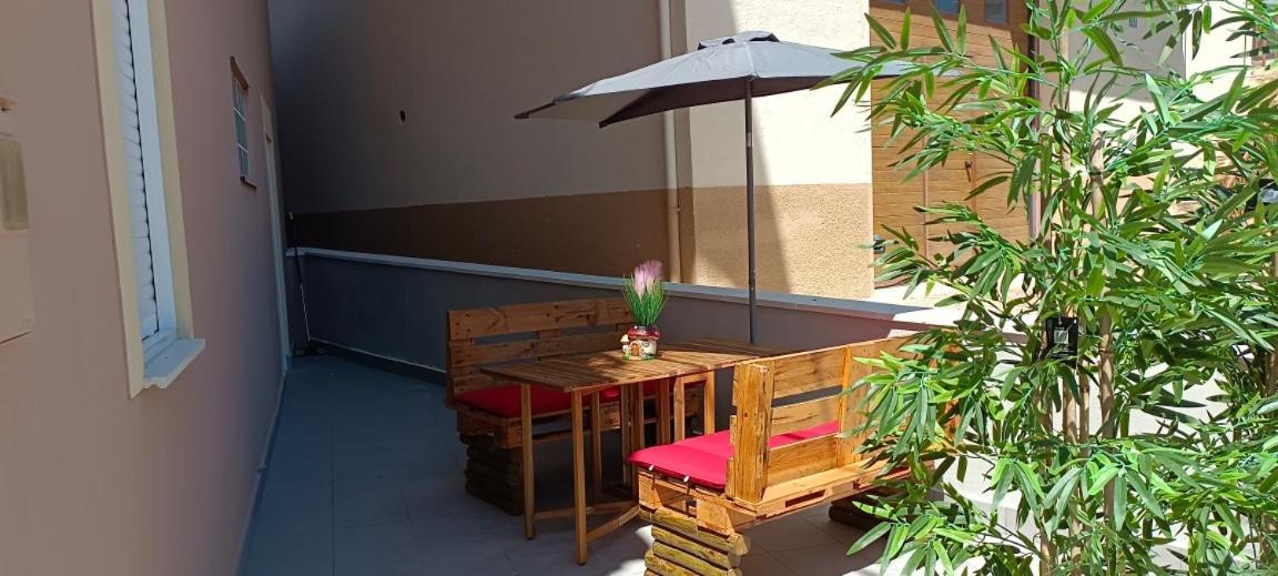 Apartamento Turistico Gala Dicastillo Esterno foto